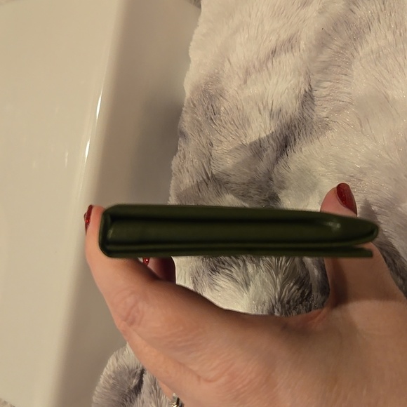 Longchamp Paris Black and Gold Sunglasses with Cat-Eye Style Brand New In Case - Picture 14 of 16